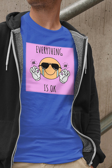 Koszulka z naszywką Everything is OK