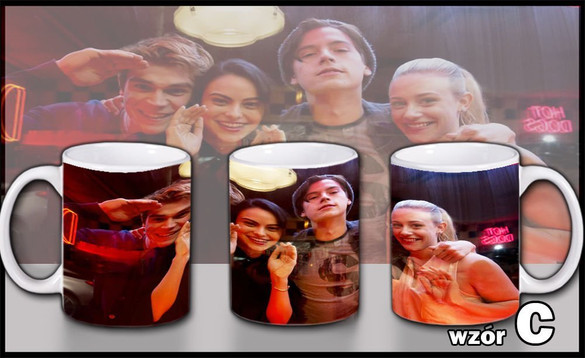 KUBEK RIVERDALE SERPENTS WZORY PREZENT