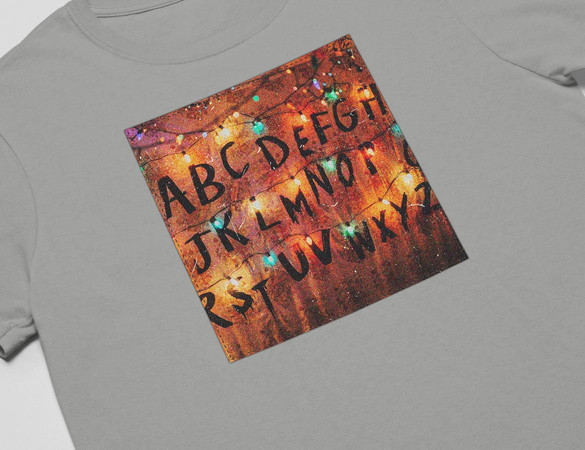 Koszulka z naszywką Stranger Things ABC