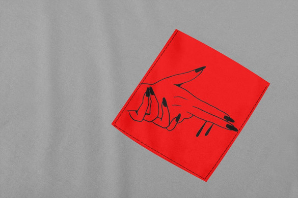 Koszulka z kieszonką PISTOLET FINGER GUN