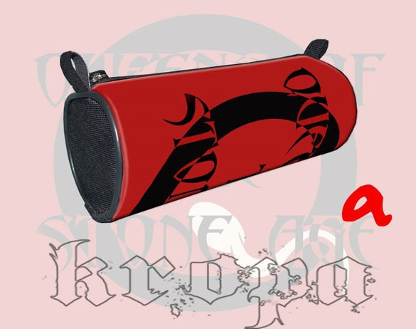  Piórnik szkolny  QUEENS OF THE STONE AGE