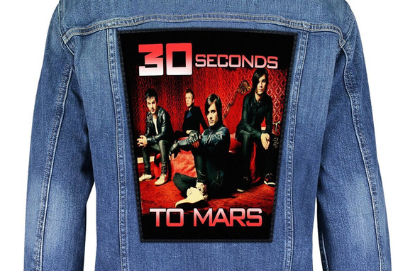 Ekran 30 SECOND TO MARS