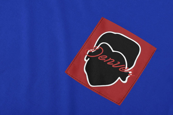 Koszulka z kieszonką DOM Z PAPIERU DENVER