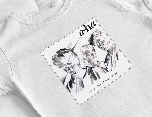 Bluzka damska z naszywką A-HA Living..