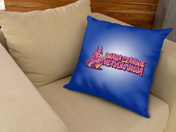 Poduszka Uwaga czaruje...