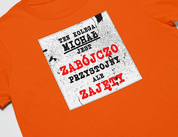 Koszulka z naszywką na Walentynki TWÓJ NAPIS