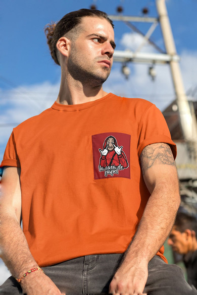 Koszulka z kieszonką DOM Z PAPIERU 01