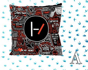 Poduszka TWENTY ONE PILOTS DUŻO WZORÓW 40 x 40 cm