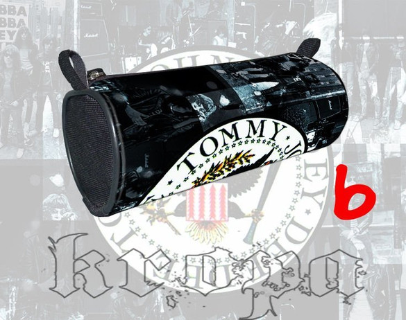  Piórnik szkolny  RAMONES