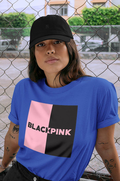 Koszulka z naszywką BLACKPINK logo