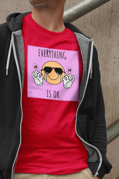 Koszulka z naszywką Everything is OK