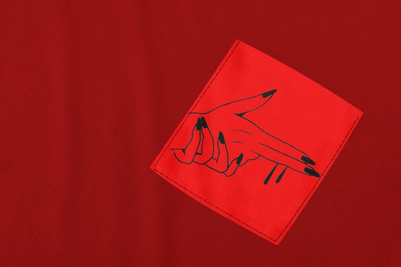 Koszulka z kieszonką PISTOLET FINGER GUN