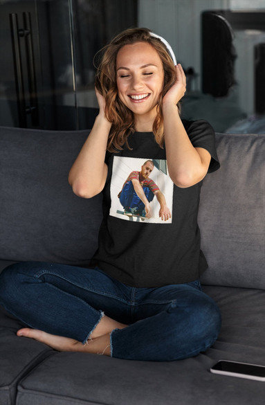 Bluzka damska z naszywką Euphoria Fezco