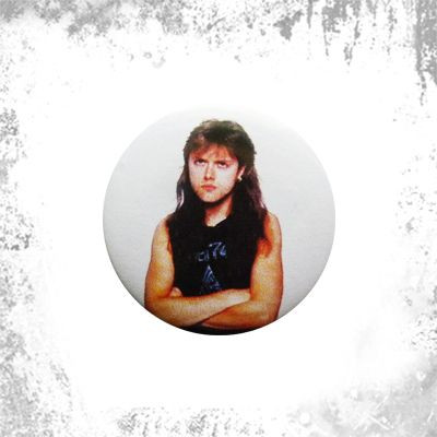 Przypinka LARS URLICH 02