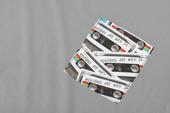 Koszulka z kieszonką MIXTAPES ARE BACK