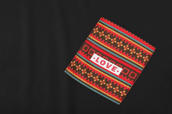 Koszulka z kieszonką LOVE