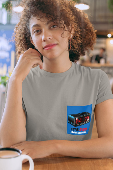 Koszulka z kieszonką IT'S 4:20 SOMEWHERE