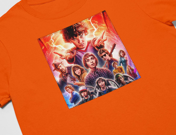 Koszulka z naszywką Stranger Things squad 2