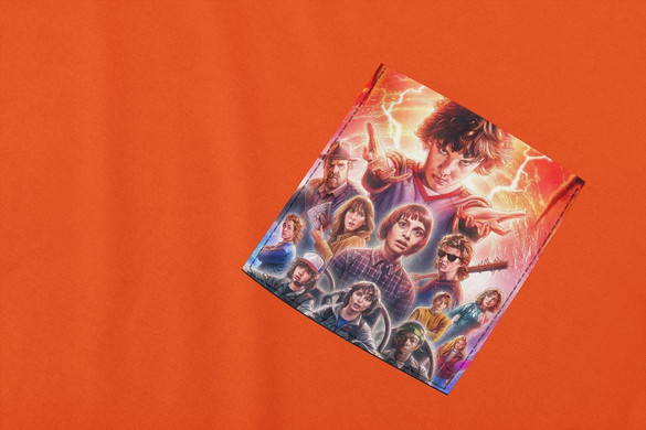 Koszulka z kieszonką STRANGER THINGS