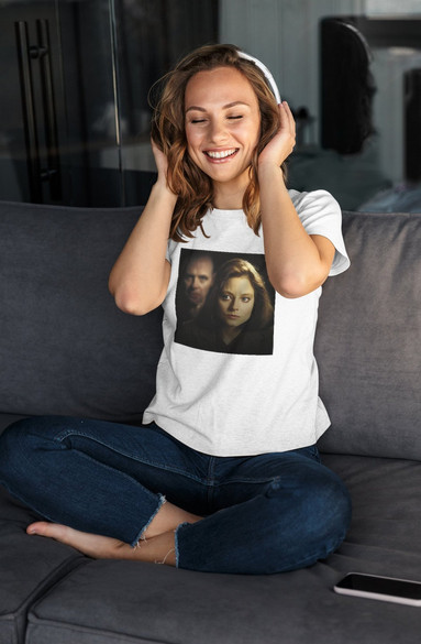 Bluzka damska z naszywką Milczenie owiec 01