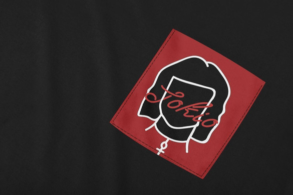 Koszulka z kieszonką DOM Z PAPIERU TOKIO