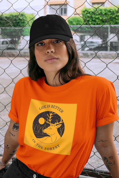 Koszulka z naszywką Life is better...