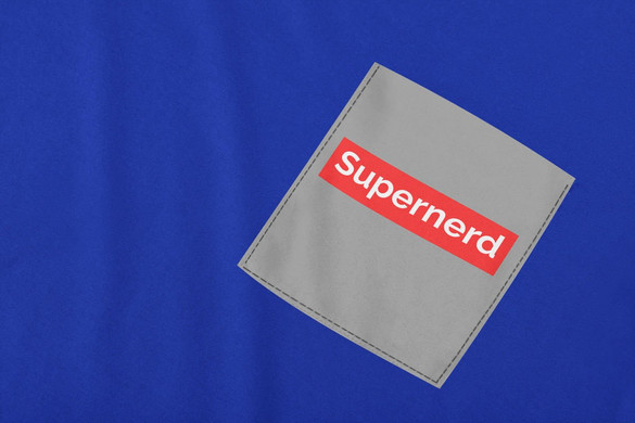 Koszulka z kieszonką SUPERNERD 