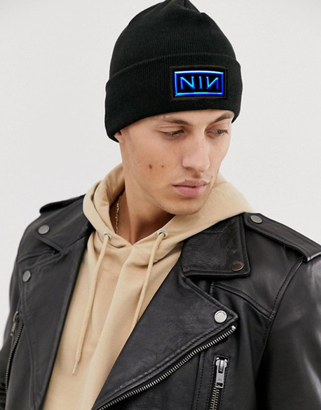 Czapka zimowa z naszywką NINE INCH NAILS