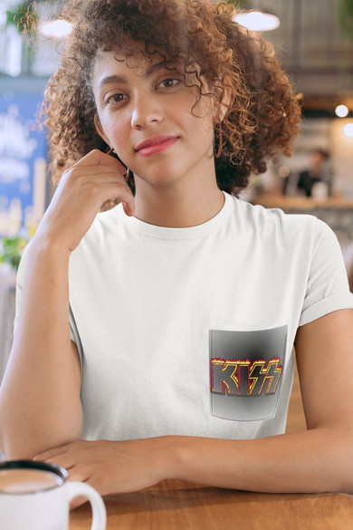 Koszulka z kieszonką KISS