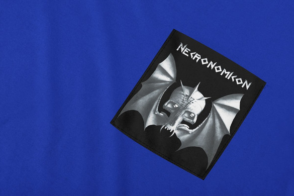 Koszulka z kieszonką Necronomicon