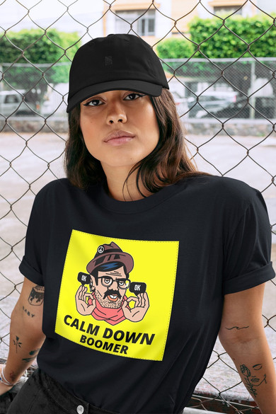 Koszulka z naszywką Calm down boomer