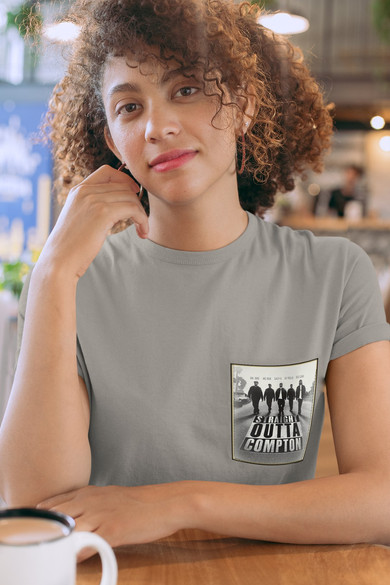 Koszulka z kieszonką STRAIGHT OUTTA COMPTON 