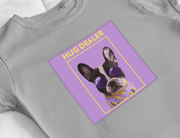 Bluzka damska z naszywką Hug dealer