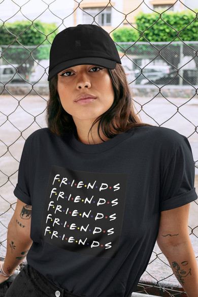 Koszulka z naszywką Friends logo