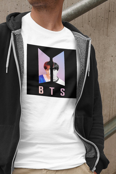 Koszulka z naszywką BTS SUGA