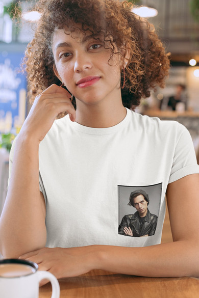 Koszulka z kieszonką RIVERDALE JUGHEAD