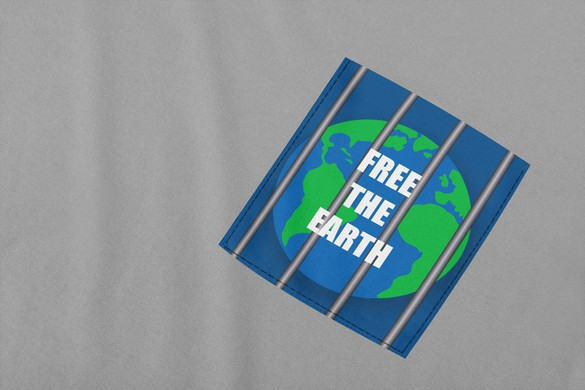 Koszulka z kieszonką FREE THE EARTH