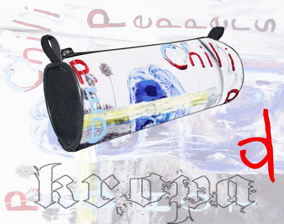  Piórnik szkolny  RED HOT CHILI PEPPERS