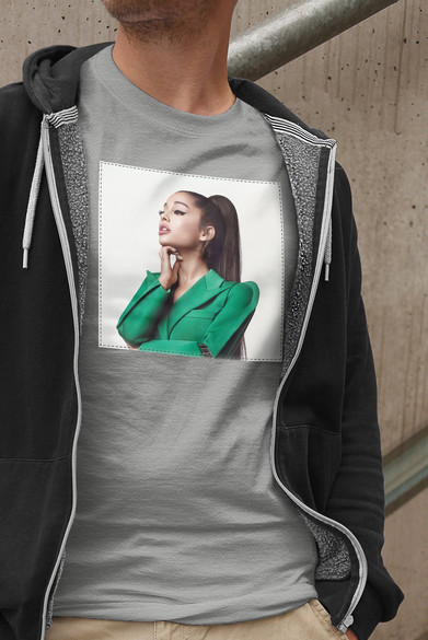 Koszulka z naszywką ARIANA GRANDE 01