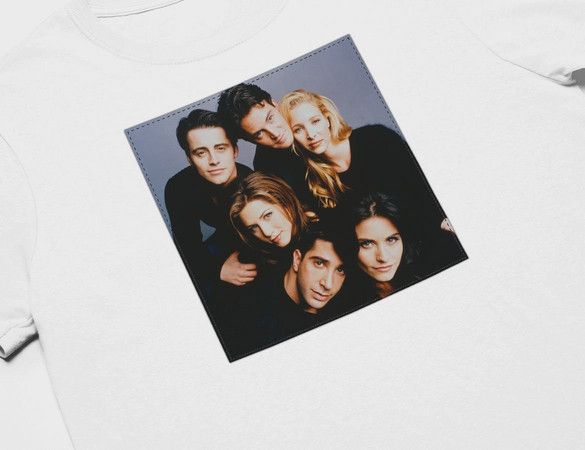 Koszulka z naszywką Friends squad