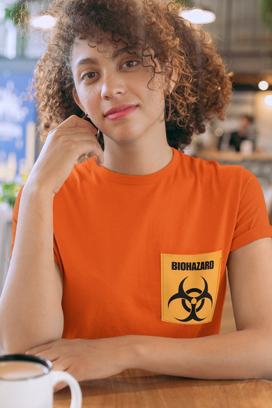 Koszulka z kieszonką Biohazard