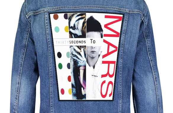 Ekran 30 SECOND TO MARS