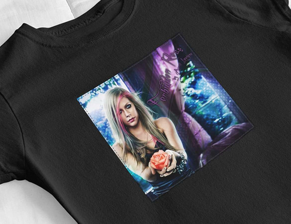 Bluzka damska z naszywką Avril Lavigne rose