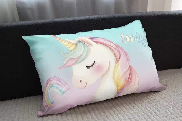 Poduszka Jednorożec romantyczny – pastelowa, z imieniem 60x40cm