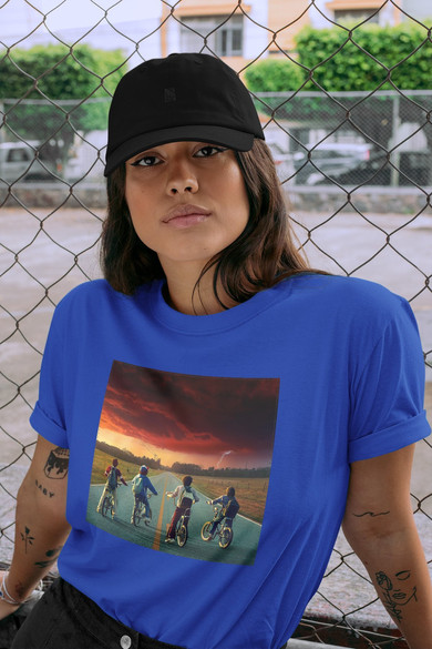 Koszulka z naszywką Stranger Things squad 3