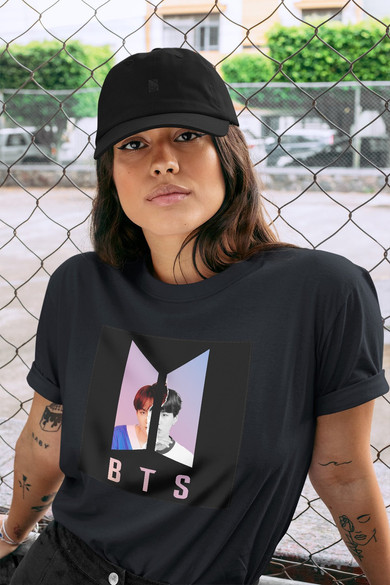 Koszulka z naszywką BTS SUGA