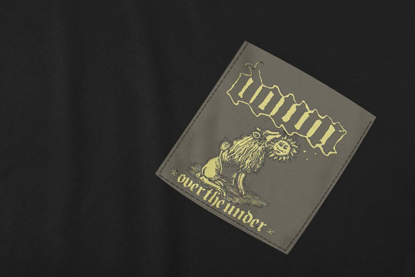 Koszulka z kieszonką DOWN