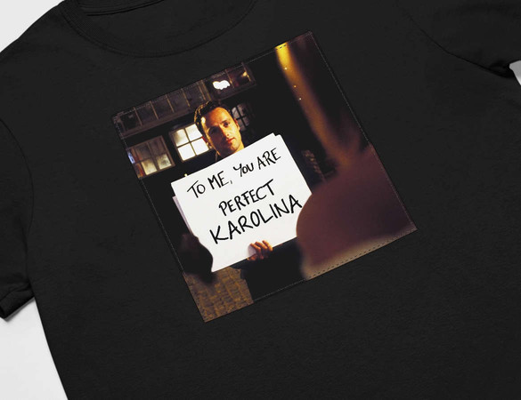 Koszulka z naszywką na Walentynki TWÓJ NAPIS