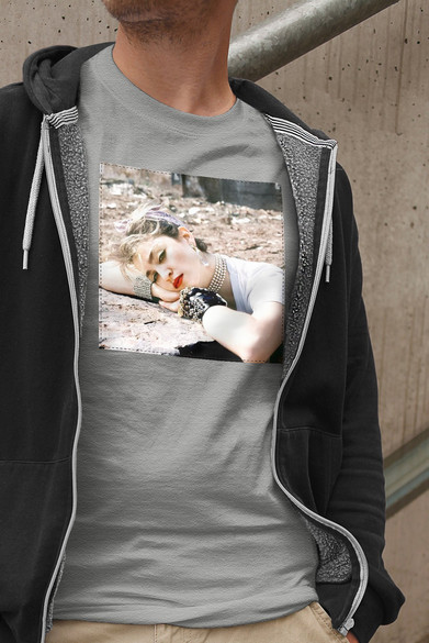 Koszulka z naszywką MADONNA young 01