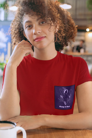 Koszulka z kieszonką KEEP IT REAL